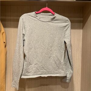 Musera Gray Long Sleeve Women's Top